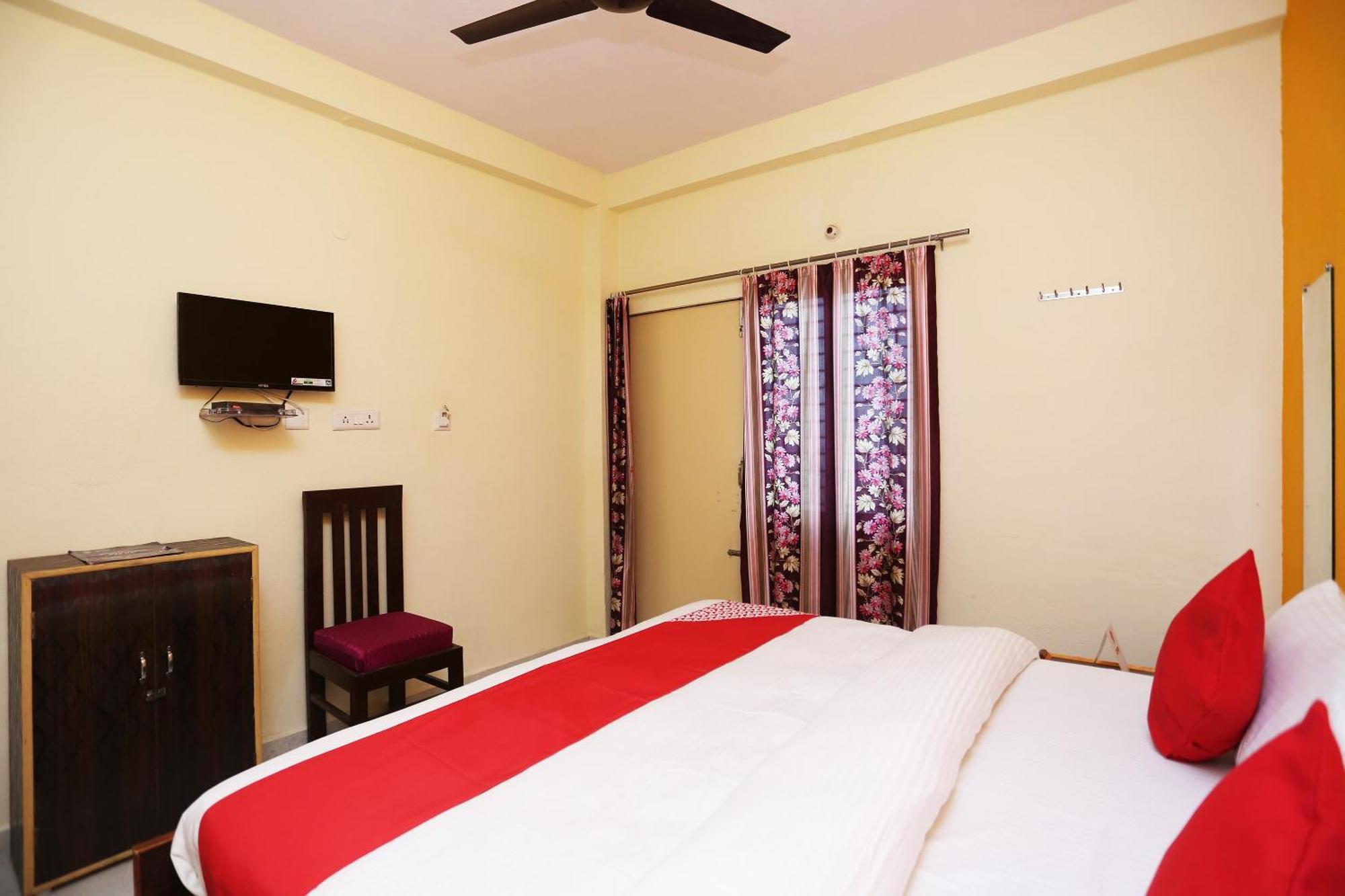 Hotel O Shree Shree Guest House Rāmnagar Exteriör bild